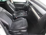 Volkswagen Passat (2015) Highline 2.0 TDI, 4X4 - náhled 9