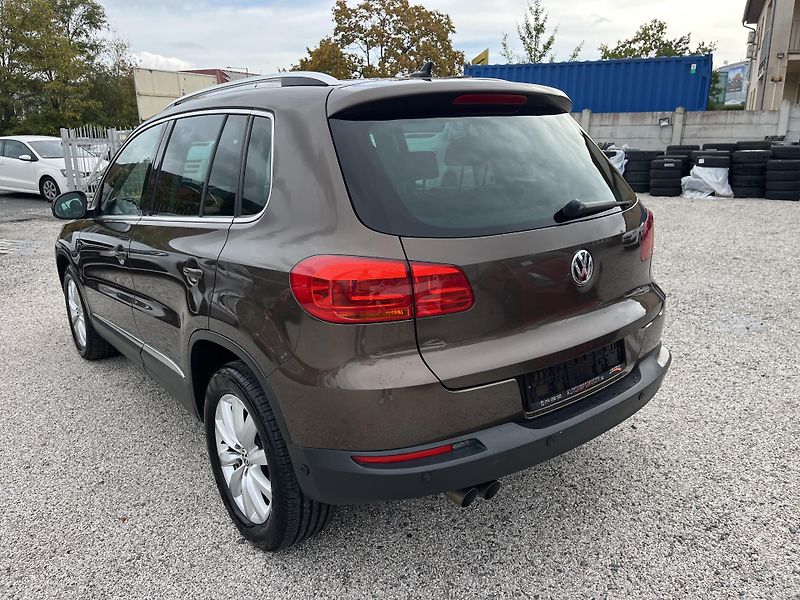 Volkswagen Tiguan (2012) 2.0 TDI 103 KW 4x4 - fotka 5 z 21