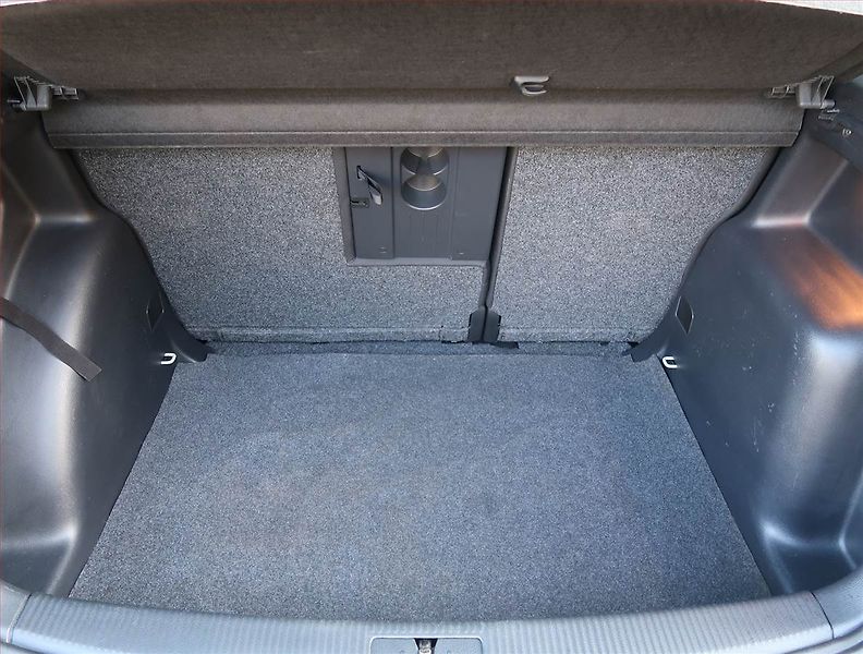 Volkswagen Golf Plus (2012) 1.6 TDI, ČR,1.maj, Tempomat - fotka 13 z 16