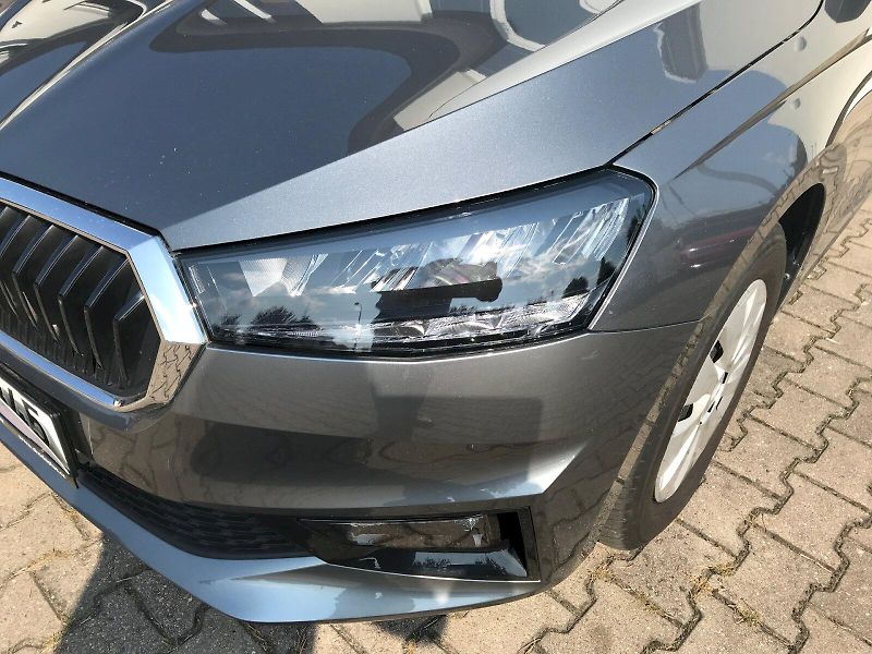 Škoda Fabia (2025) SELECTION 1,0 TSI - fotka 19 z 24