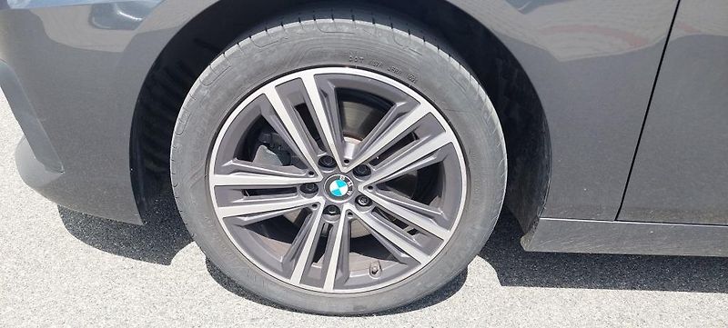 BMW Řada 2 (2021) 218d 2.0 Gran Coupe - fotka 10 z 15