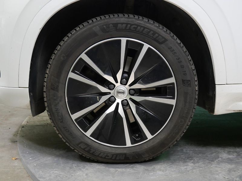 Volvo XC90 - fotka 10 z 27