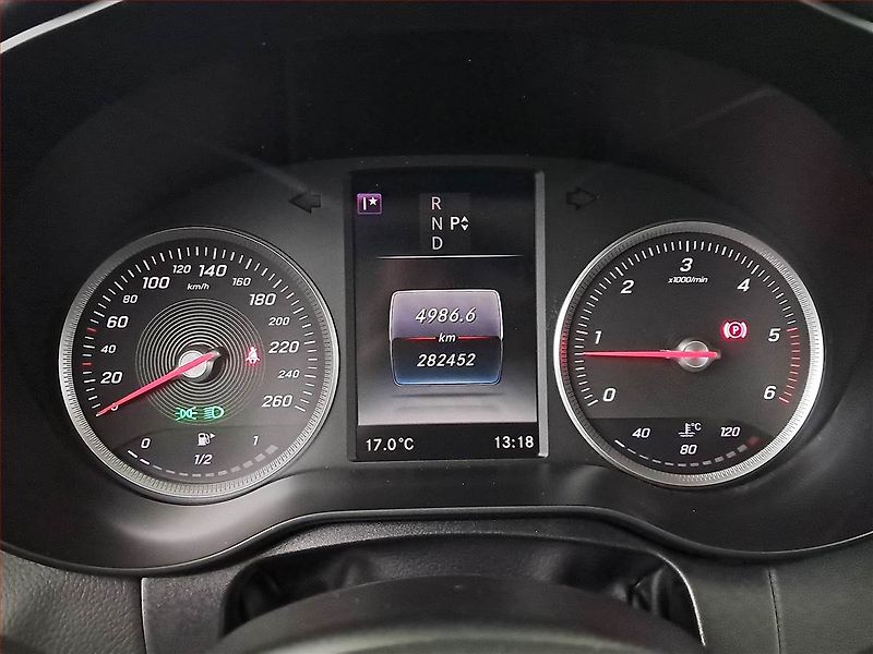 Mercedes-Benz Třídy C (2016) C 250 CDI, Automat, Navi - fotka 11 z 20