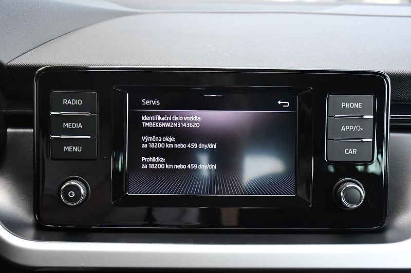 Škoda Scala 1.5TSi ČR 1M - fotka 31 z 37