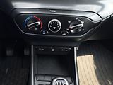 Hyundai i20 (2022) 1.2i 62kW, ČR, 1. Maj., Serv. - náhled 17