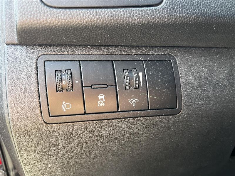 Hyundai ix20 1,4   CVVT - fotka 13 z 18