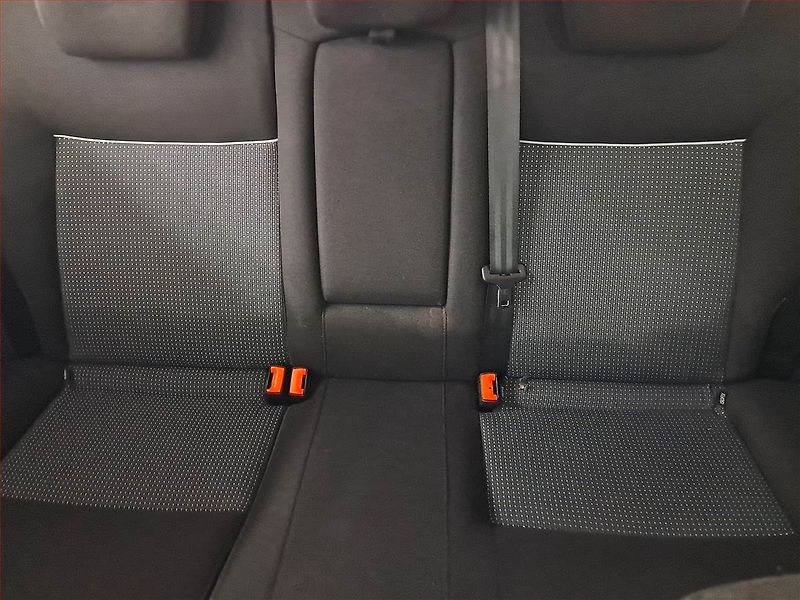 Ford Mondeo (2014) 2.0 TDCi, po STK, Tažné - fotka 10 z 17
