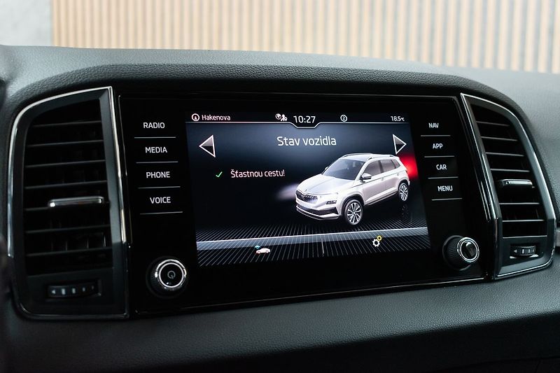 Škoda Karoq 2.0 TDI DSG*ACC*KAMERA*DPH* - fotka 30 z 39