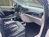 Chrysler Pacifica (2019) 3,6 Touring L Kůže 2019 - náhled 10