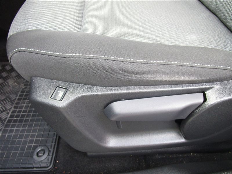 Toyota ProAce City Verso 1.5D-4D, 1. majitel - fotka 19 z 65