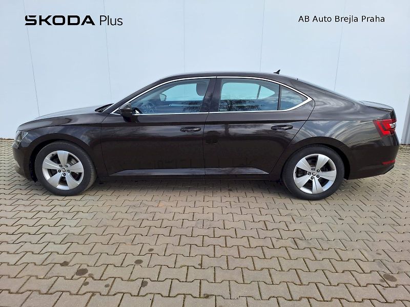 Škoda Superb (2018) 2.0 TDI / 110 kW / 7DSG / Ambi - fotka 3 z 26