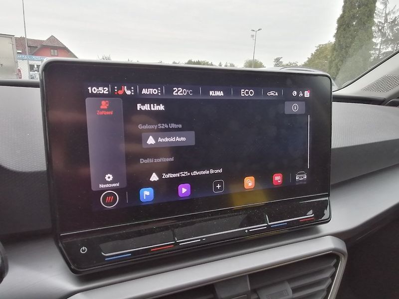 Seat Leon (2021) 1.4 TSi E-HYBRID Cupra Design - fotka 23 z 35