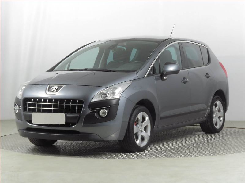 Peugeot 3008 (2012) 1.6 THP, Tempomat - fotka 2 z 21