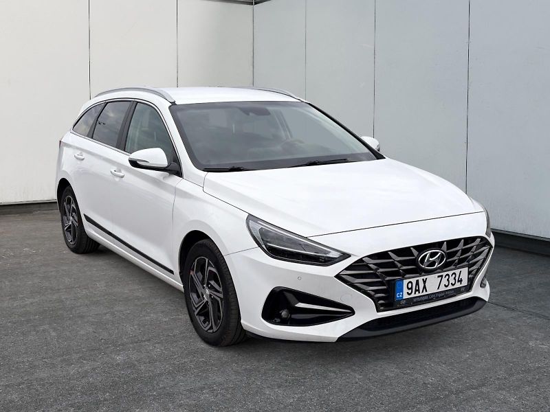 Hyundai i30 (2023) FAMILY SMART 1.0TGDI 88kW CZ  - fotka 3 z 11