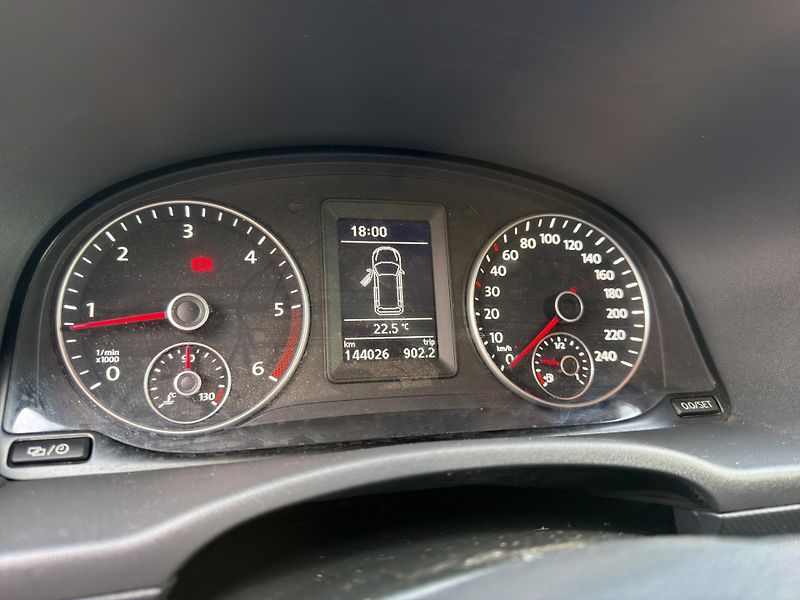 Volkswagen Caddy (2014) - fotka 11 z 27