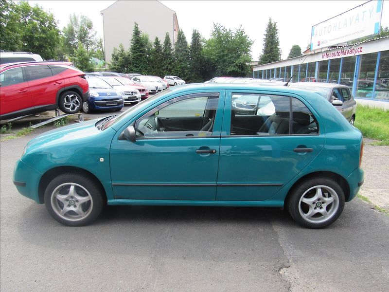 Škoda Fabia 1,2 HTP 40kW - fotka 7 z 24