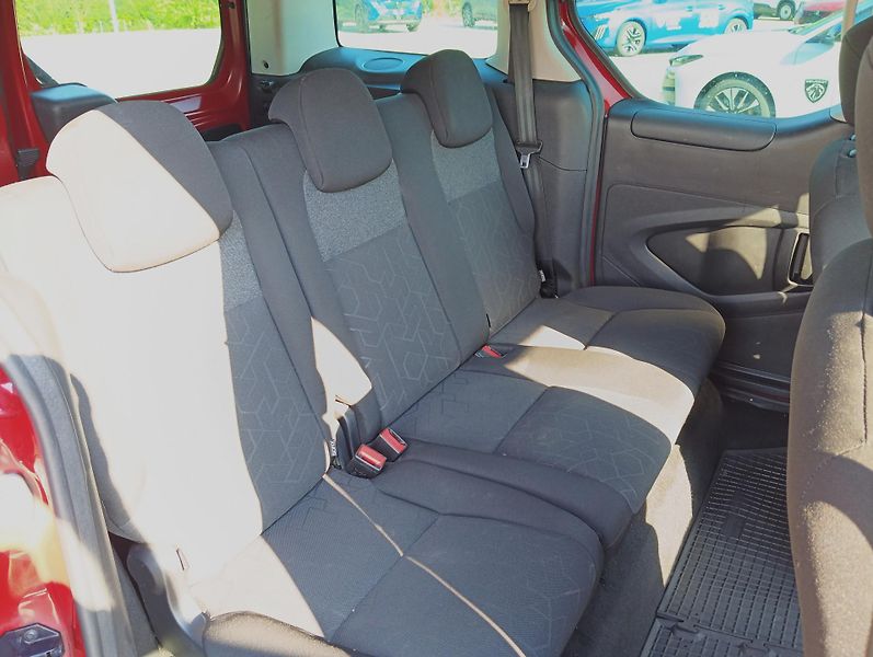 Peugeot Partner (2018) Tepee 1.6 HDi 100k MAN5 - fotka 16 z 25