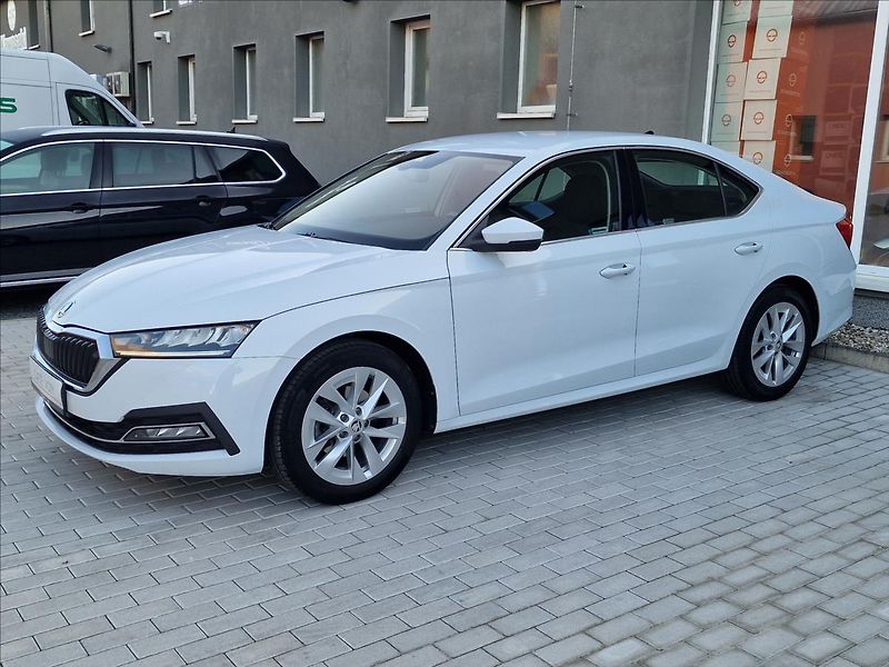 Škoda Octavia 2.0TDI Style, původ ČR,1.Maj. - fotka 6 z 50
