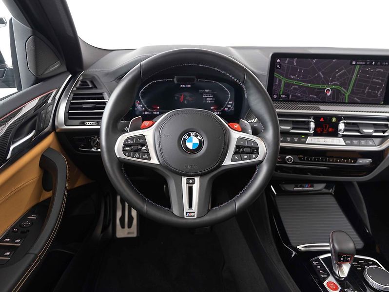 BMW X4 M - fotka 13 z 22