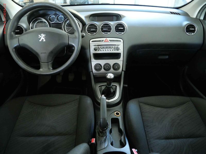 Peugeot 308 (2009) 1.6i SW, ČR, AC - fotka 8 z 21