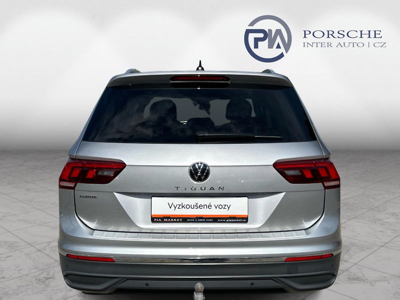 Volkswagen Tiguan 2,0 TDI 110 kW DSG Life - fotka 5 z 23