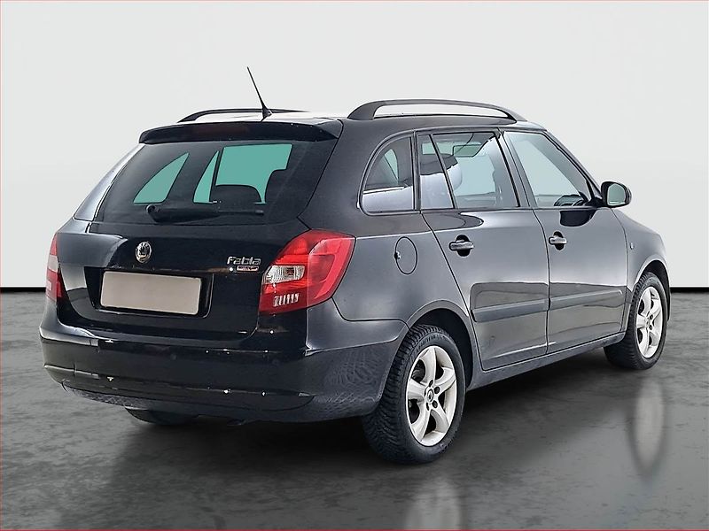 Škoda Fabia (2009) 1.4 16V, nová STK - fotka 5 z 17