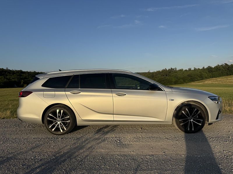 Opel Insignia (2022) 2.0CDTi 128kW AT/8 ELEGANCE ČR - fotka 5 z 29