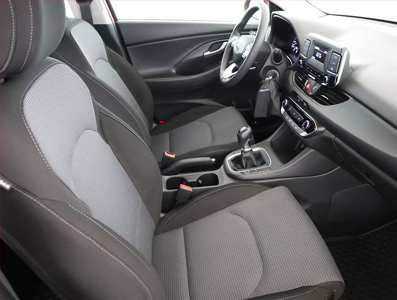 Hyundai i30 (2022) 1.0 T-GDI, Serv.kniha - fotka 7 z 16