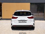Kia Ceed SW (2022) 1.5 T-GDI Platinum Automat JBL - náhled 16