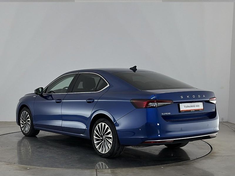 Škoda Superb Laurin & Klement - fotka 15 z 30