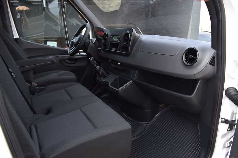 Mercedes-Benz Sprinter 311 CDI 84kW L2H2 *DPH* - fotka 12 z 24