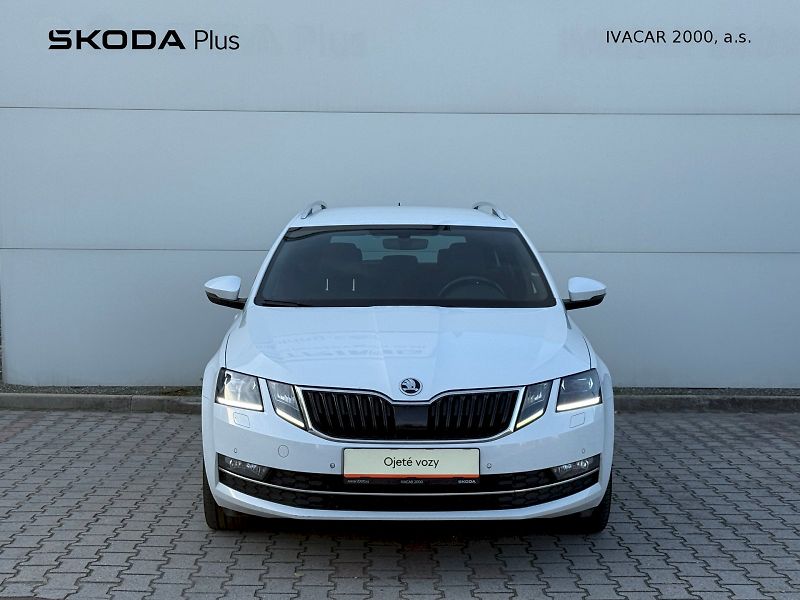 Škoda Octavia (2019) Combi 2.0 Tdi 135 kW DSG 4x4 L - fotka 4 z 27