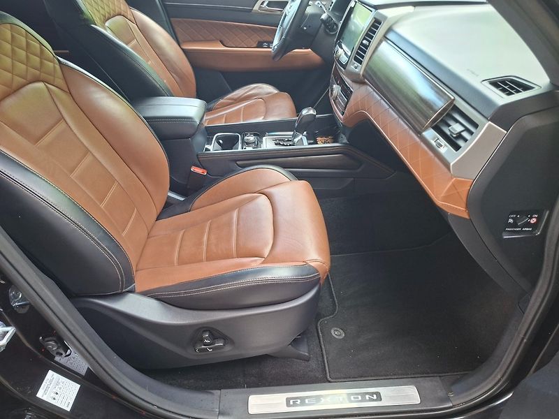 SsangYong Rexton (2018) 2.2D 133kW 4WD AT -NAVI-T.ZAŘ. - fotka 24 z 45