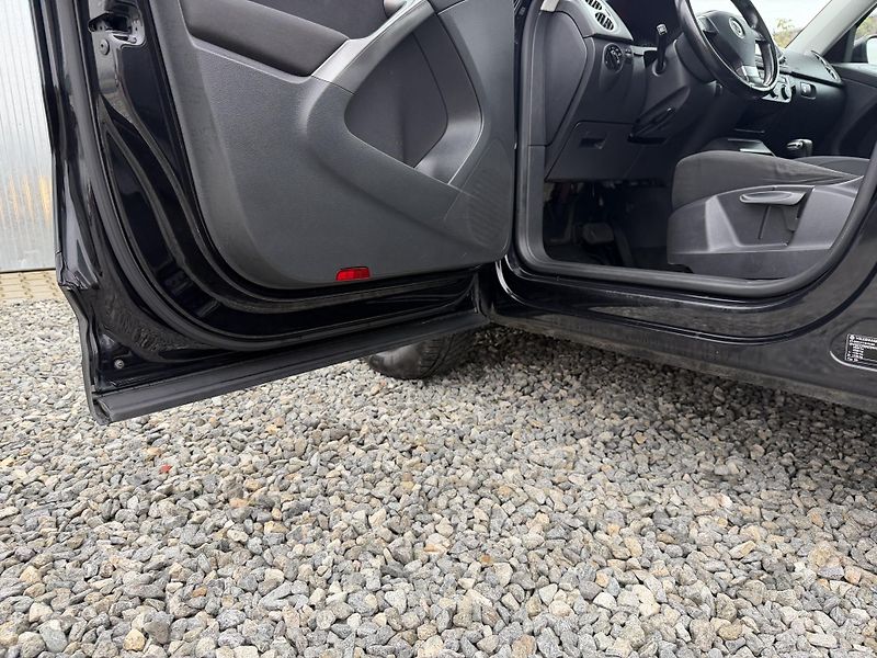 Volkswagen Tiguan 140PS 4x4 DSG PANORAMA - fotka 90 z 158