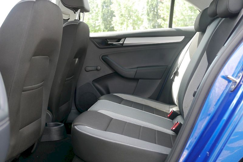 Škoda Rapid (2019) 1.0 TSI 70 kW M5° Ambition plu - fotka 14 z 21