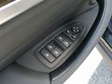 BMW X1 (2022) xDrive25e PHEV 162kW Plug in - náhled 37