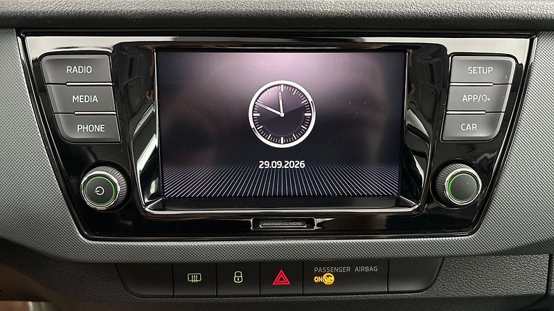 Škoda Fabia 1.0 TSI Active - fotka 12 z 23