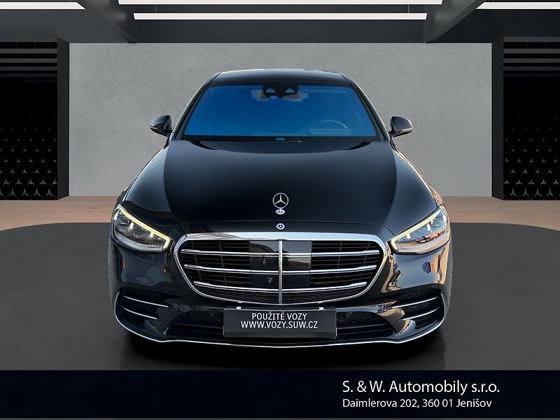 Mercedes-Benz Třídy S 400 d 4MATIC - fotka 2 z 41