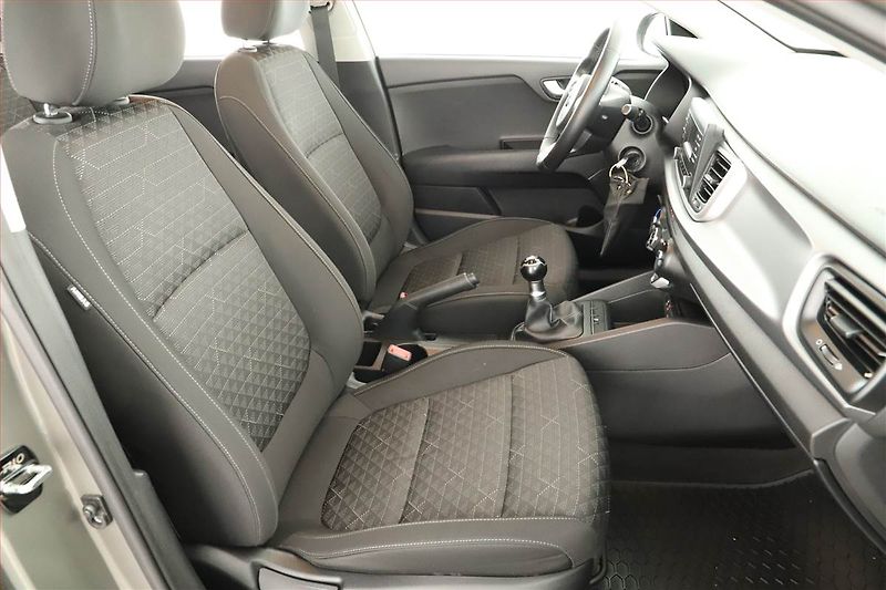 Kia Rio (2017) 1.25 CVVT, Serv.kniha - fotka 12 z 13