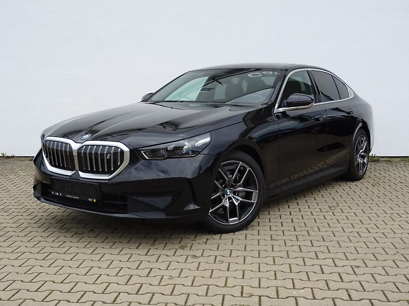 BMW i5 xDrive 40 - fotografie inzerátu
