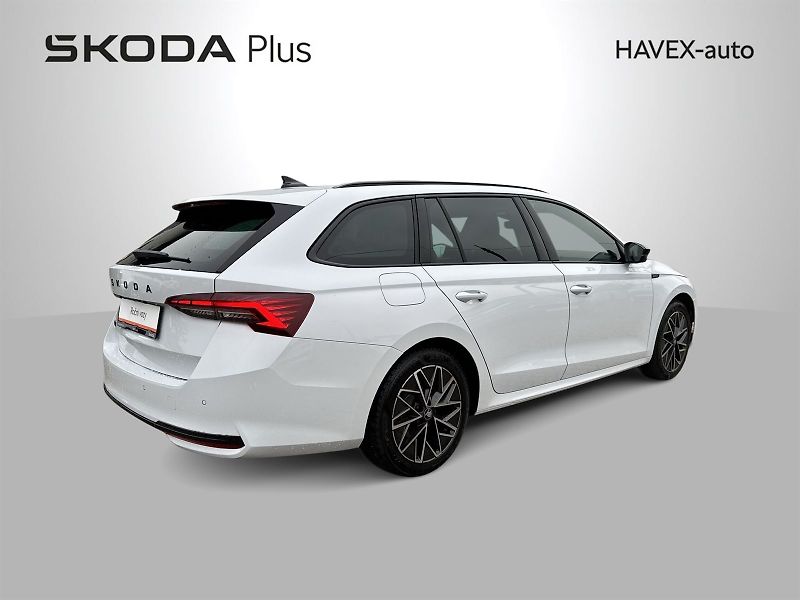 Škoda Octavia (2025) Combi 2.0 TDi DSG Sportline - fotka 2 z 36