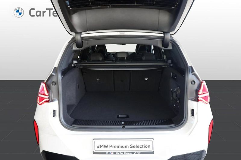 BMW X3 xDrive20d - fotka 11 z 31