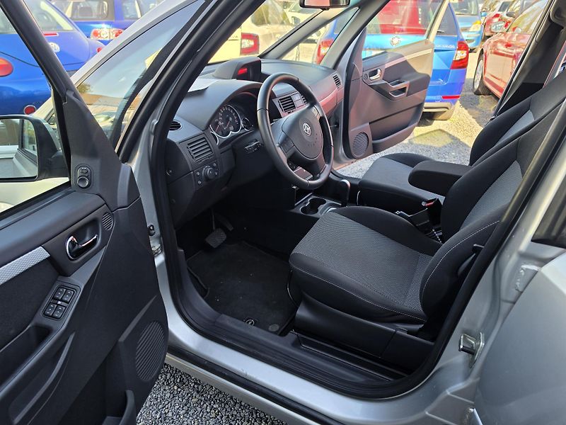 Opel Meriva 1.8 16V Automat Robot - fotka 17 z 25