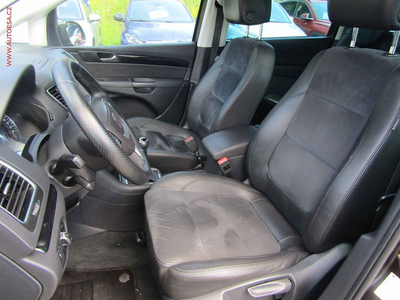Seat Alhambra (2014) 2.0TDi, Navigace - fotka 9 z 22