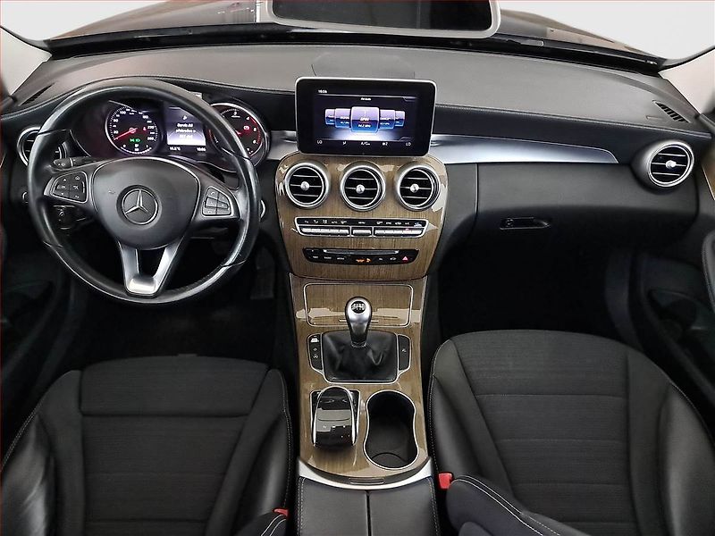 Mercedes-Benz Třídy C (2017) C 220 d BlueEff., Kůže, Navi - fotka 8 z 17