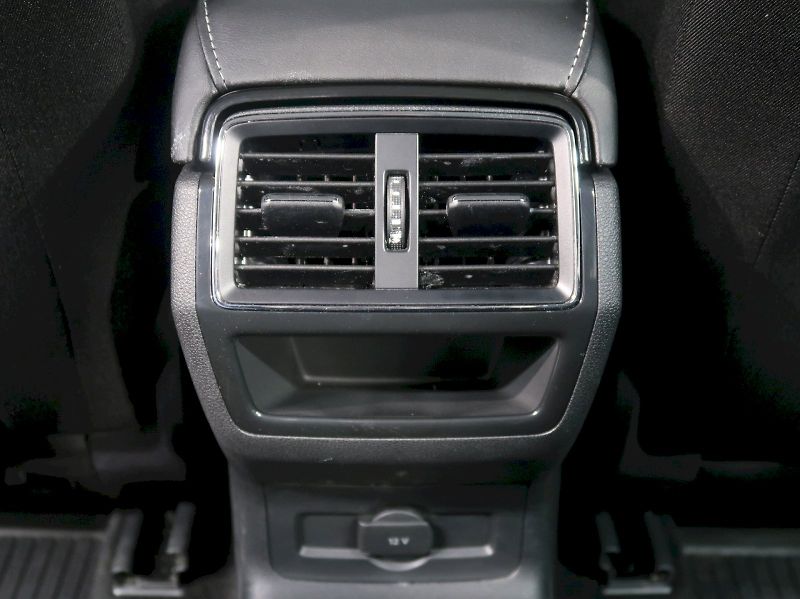 Škoda Kodiaq (2022) AMBITION 2.0TDI 110KW TAŽNÝ - fotka 33 z 35