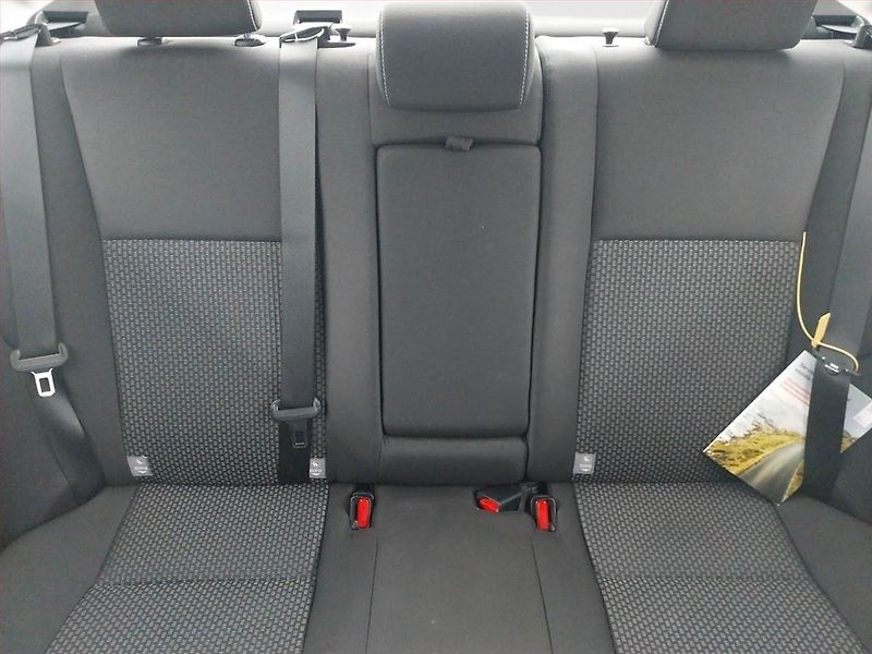 Toyota Corolla (2016) 1.6 Valvematic, Automat - fotka 10 z 18