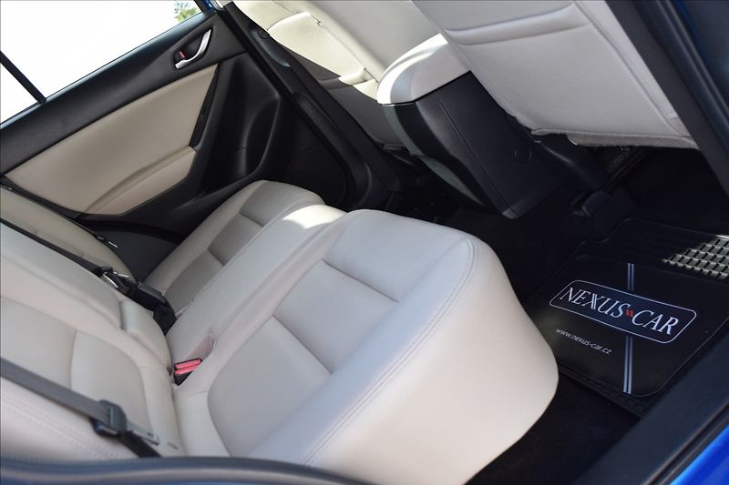 Mazda CX-5 2,2 129KW SKYACTIV-D 4x4 AUTOM - fotka 48 z 51