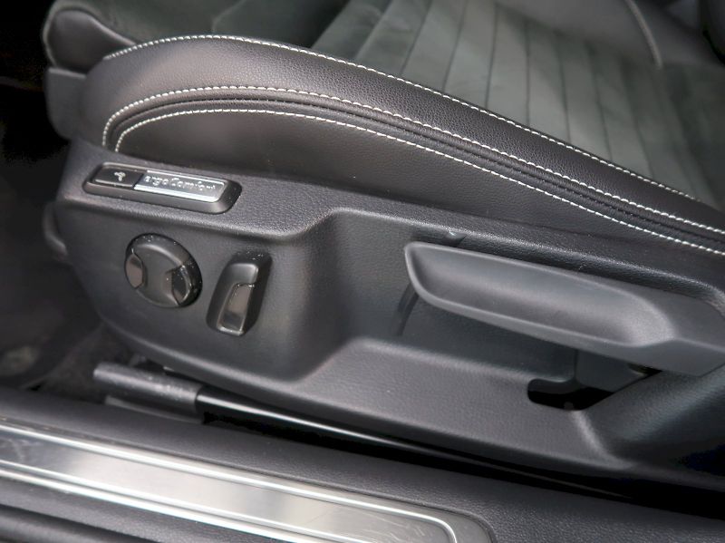Volkswagen Passat (2023) ELEGANCE 2.0TDI 110KW DSG - fotka 35 z 40