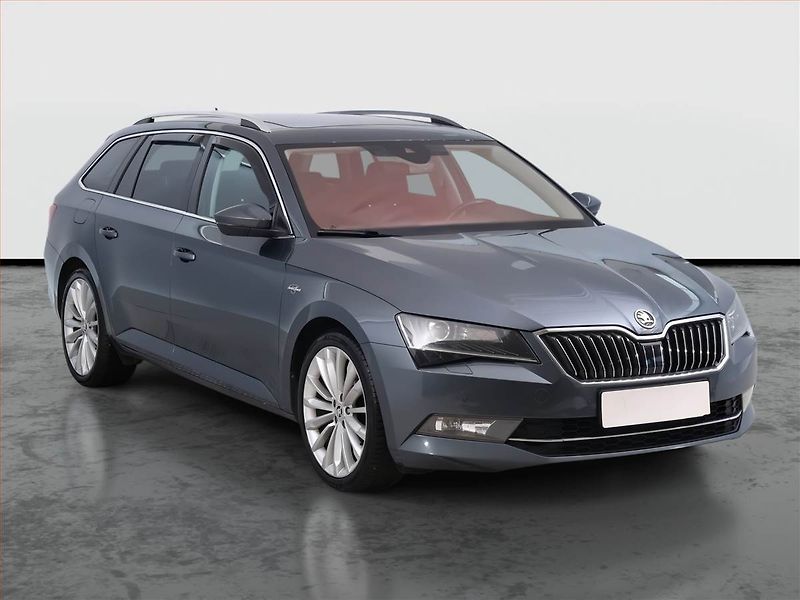 Škoda Superb (2016) Laurin&Klement 2.0 TDI, Kůže - fotografie inzerátu